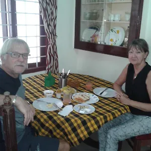 https://rose-garden-home-stay-cochin.kerala-hotels.net